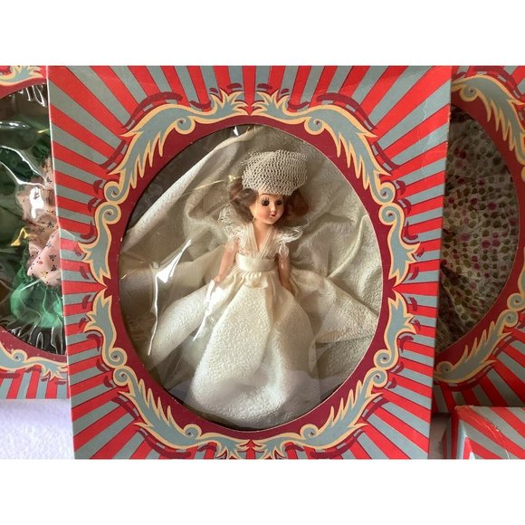 Penny's 2/$1.00 Hollywood Sleep Eye Doll, Set of 5 - Picture 5 of 10